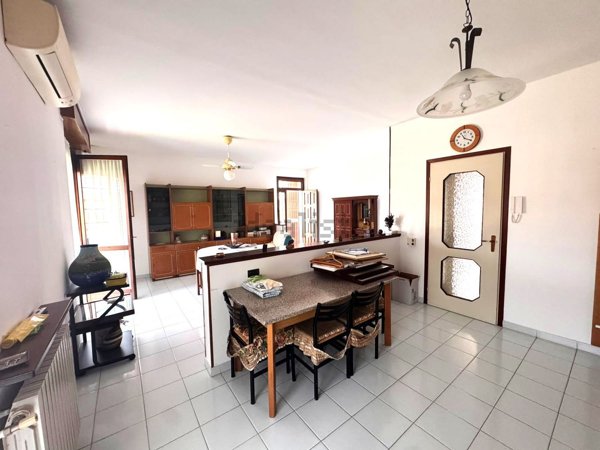 casa indipendente in vendita a Crespiatica