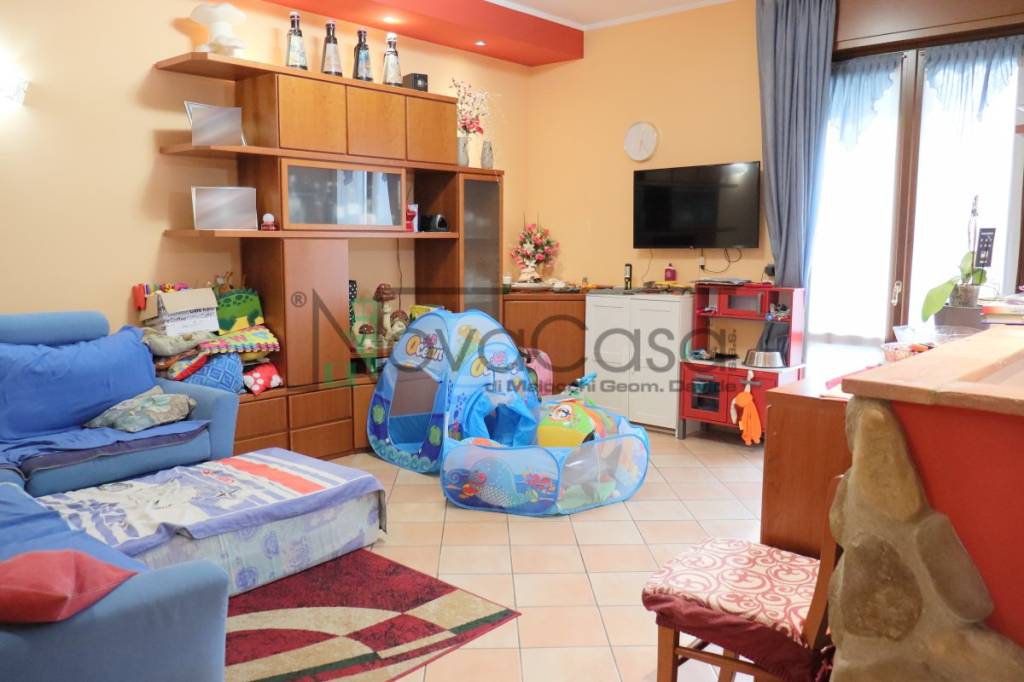 appartamento in vendita a Fombio