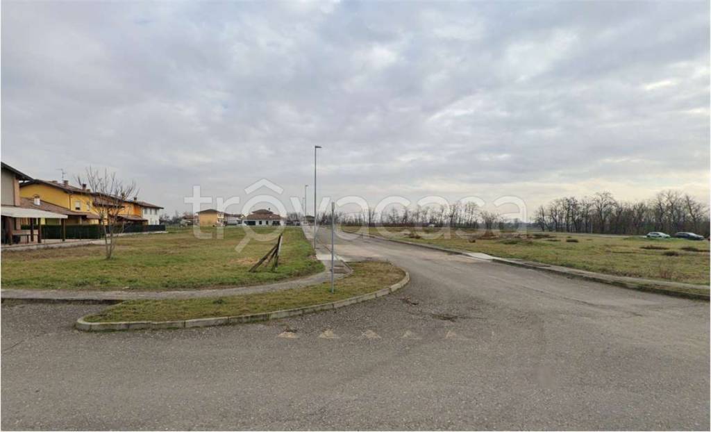 terreno agricolo in vendita a Fombio