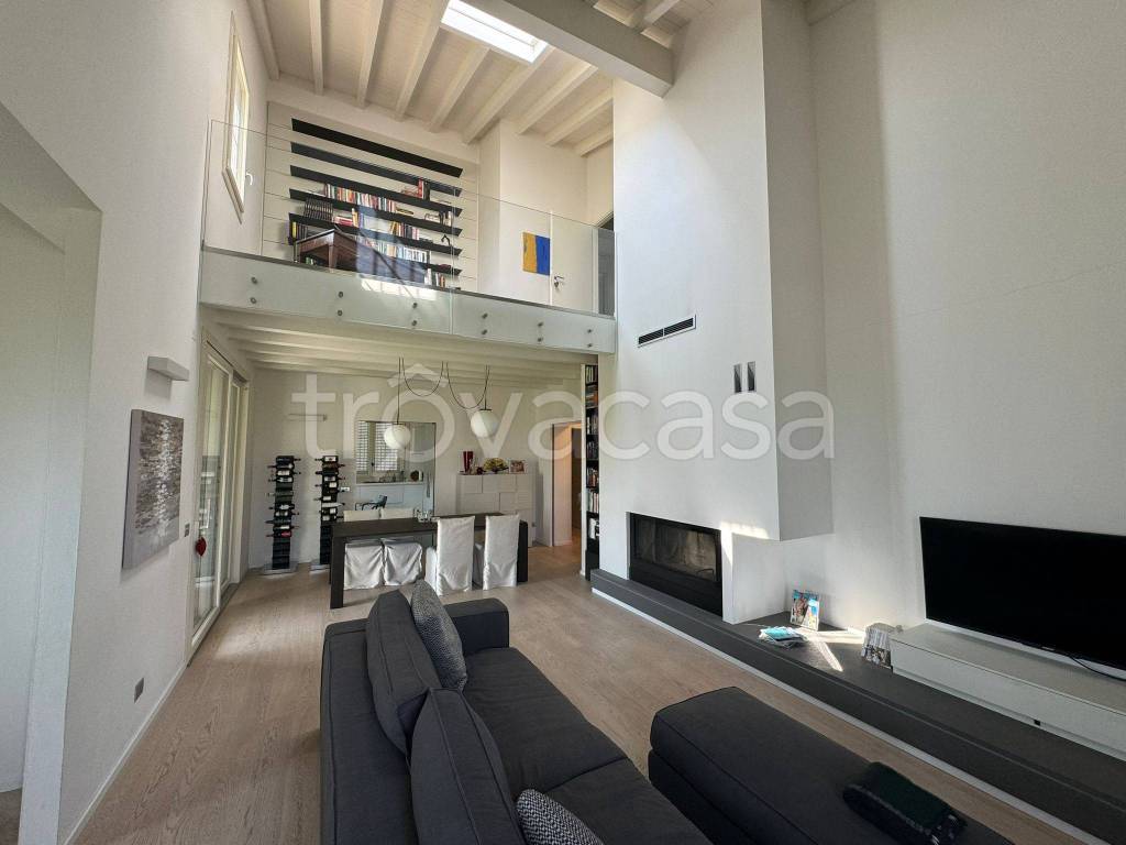 casa indipendente in vendita a Fombio