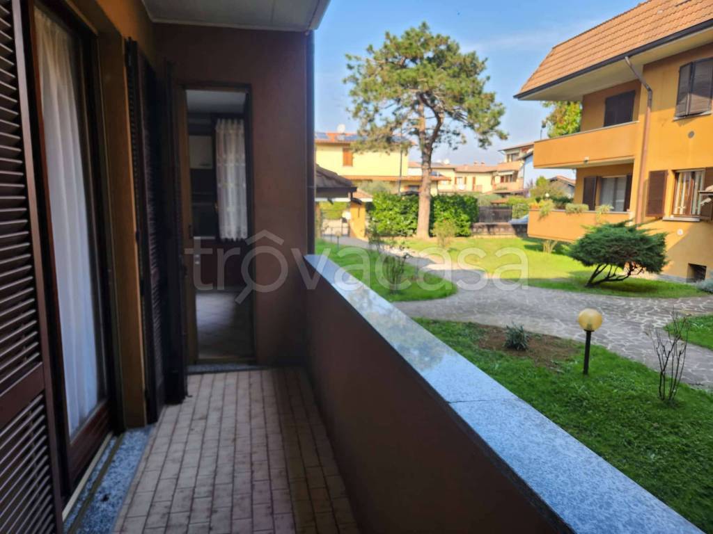 appartamento in vendita a Fombio