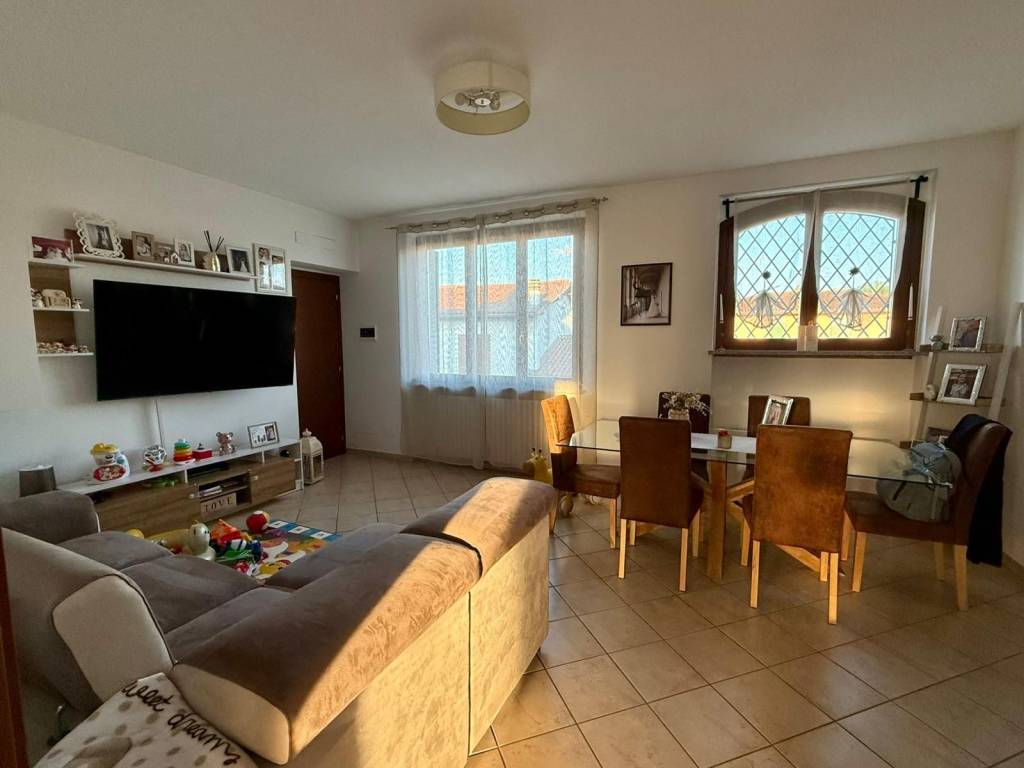 casa indipendente in vendita a Fombio