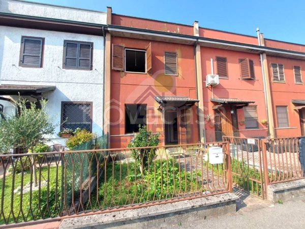 casa indipendente in vendita a Fombio