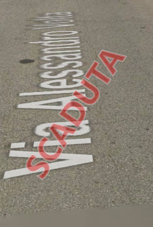 locale commerciale in vendita a Fombio