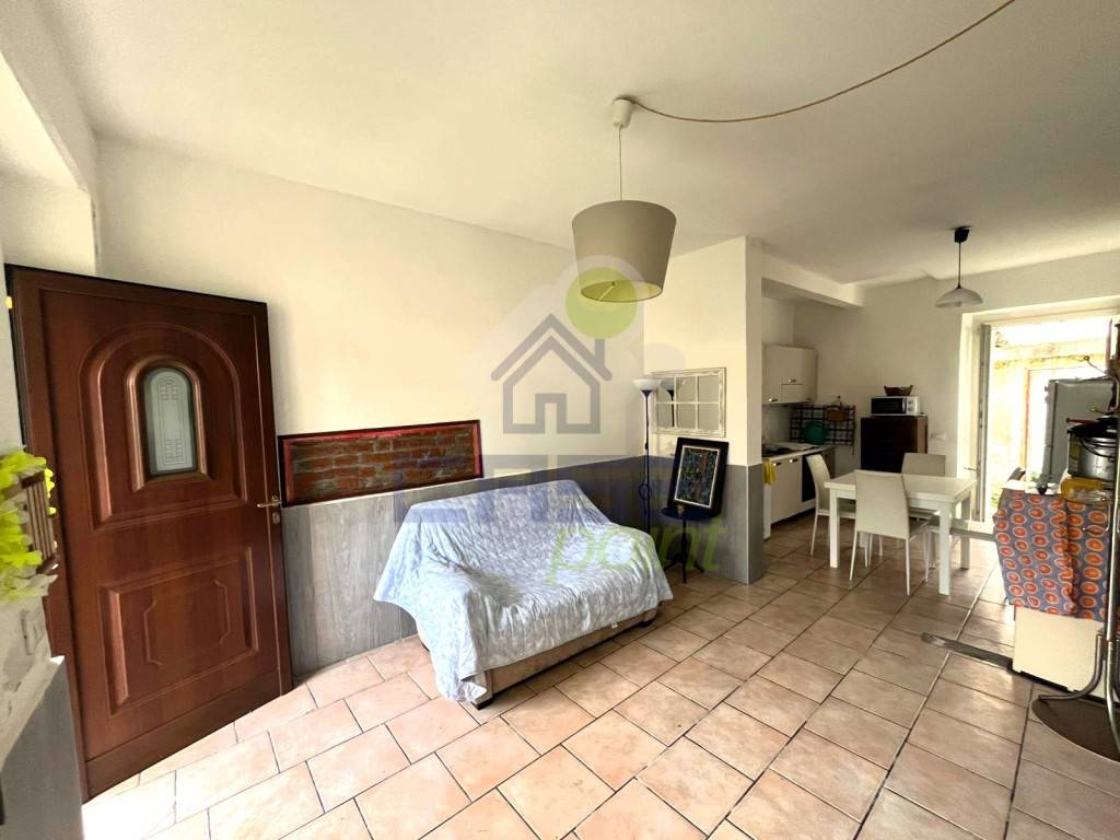 casa indipendente in vendita a Fombio