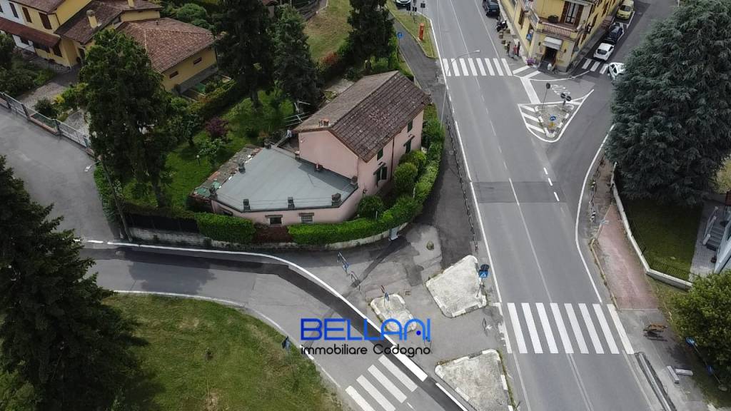 casa indipendente in vendita a Fombio in zona Retegno