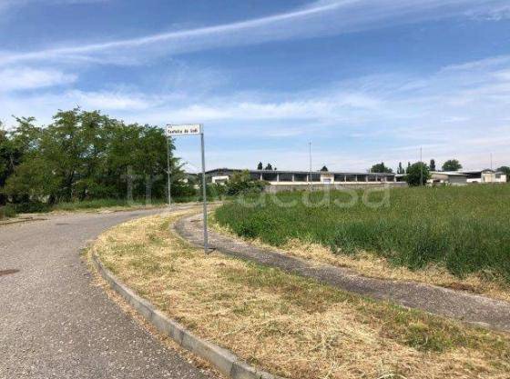terreno agricolo in vendita a Fombio