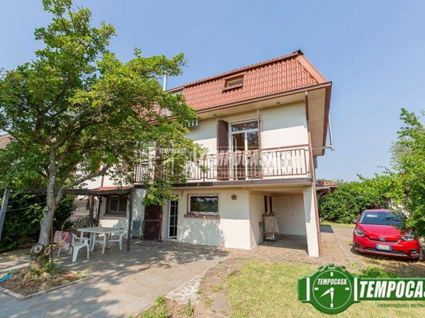 casa indipendente in vendita a Fombio in zona Retegno