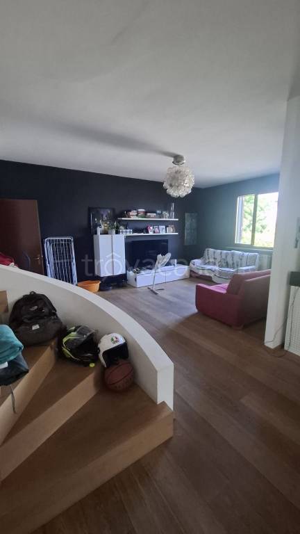 casa indipendente in vendita a Fombio in zona Retegno