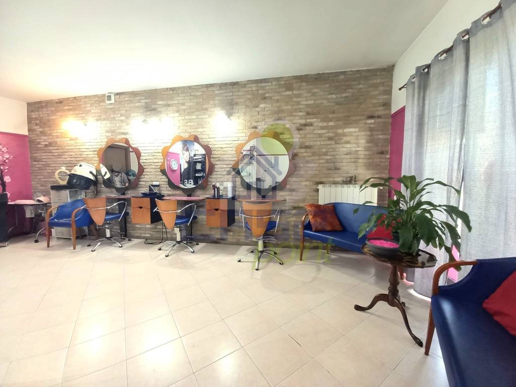 negozio in vendita a Galgagnano