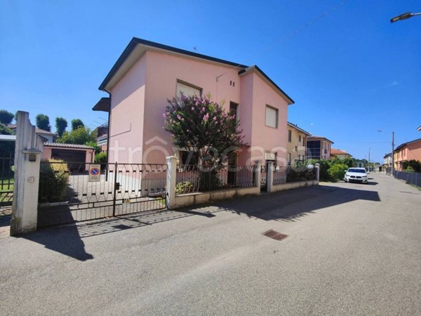 casa indipendente in vendita a Guardamiglio