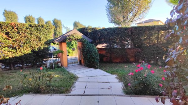 casa indipendente in vendita a Guardamiglio