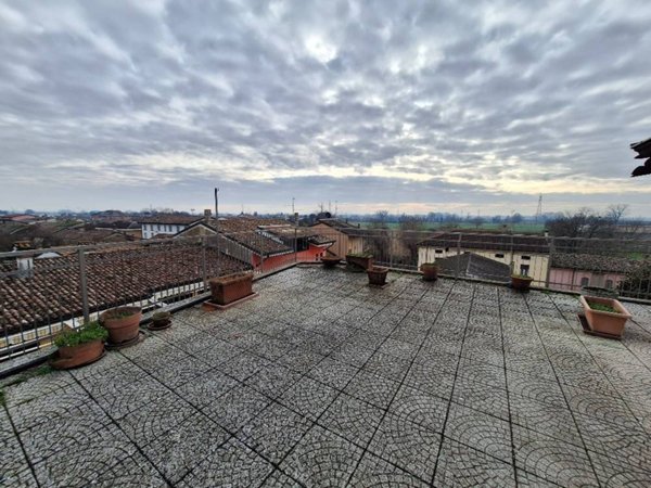 casa indipendente in vendita a Guardamiglio