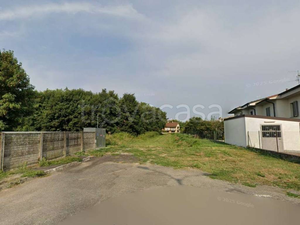 terreno edificabile in vendita a Guardamiglio