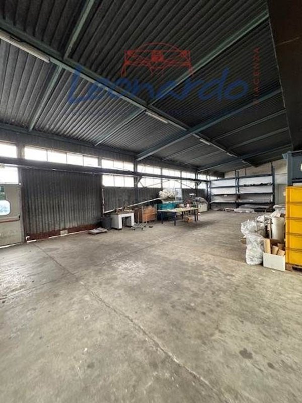 capannone in vendita a Guardamiglio