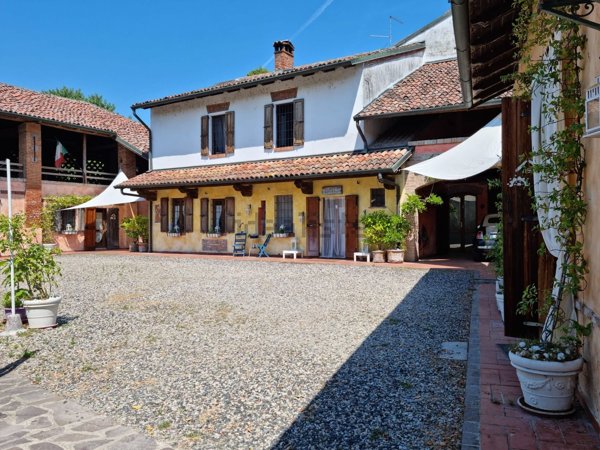 casa indipendente in vendita a Livraga