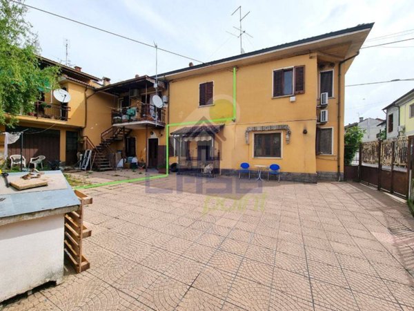 casa indipendente in vendita a Livraga