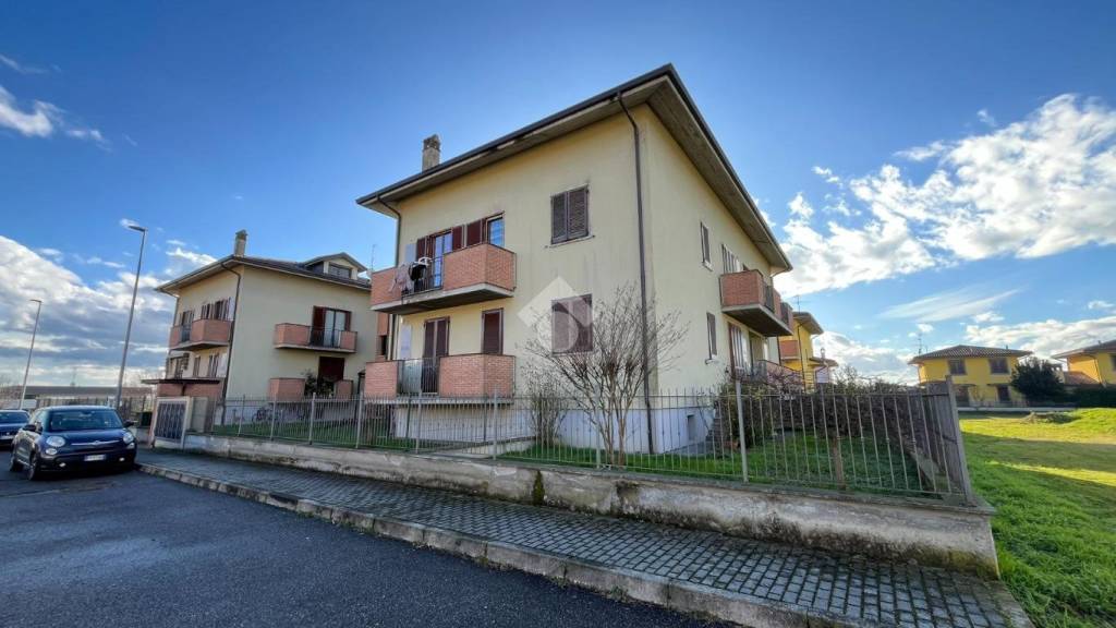 appartamento in vendita a Livraga