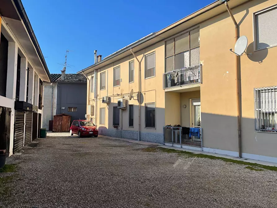 appartamento in vendita a Livraga