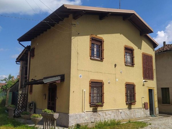 appartamento in vendita a Livraga