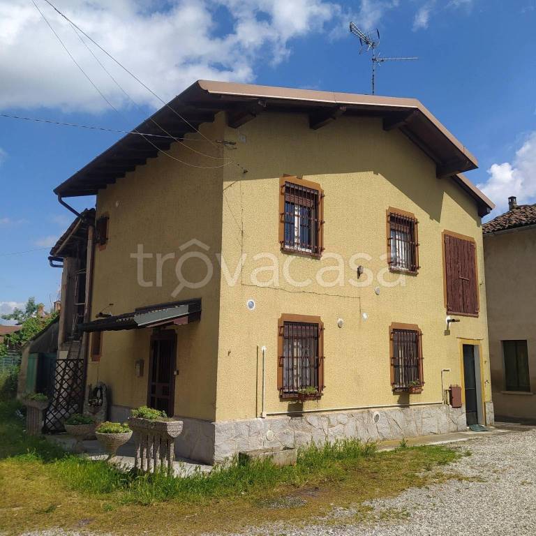 appartamento in vendita a Livraga