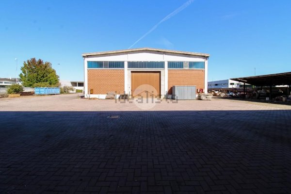 terreno edificabile in vendita a Livraga