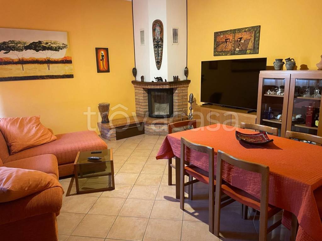 appartamento in vendita a Livraga