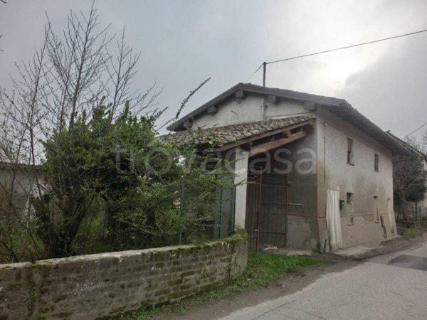 casa indipendente in vendita a Livraga