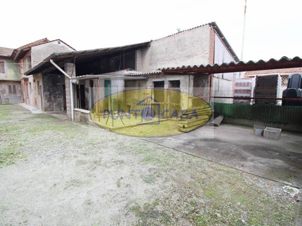 casa indipendente in vendita a Livraga