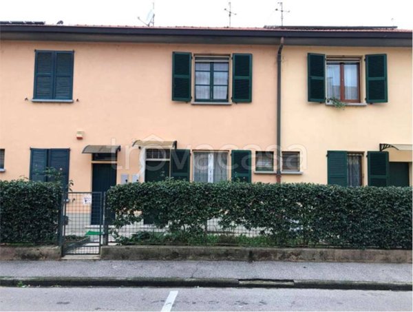 appartamento in vendita a Livraga