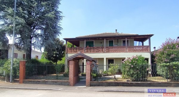 casa indipendente in vendita a Livraga