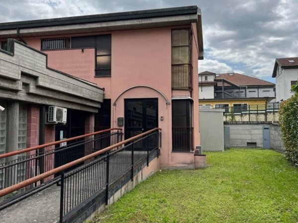 ufficio in vendita a Lodi in zona Città Bassa