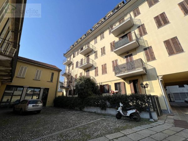 appartamento in vendita a Lodi in zona Viale Pavia