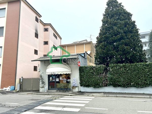 casa indipendente in vendita a Lodi in zona Fanfani