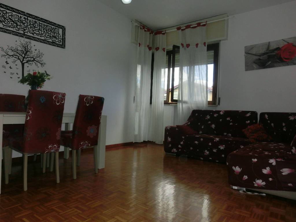 appartamento in vendita a Lodi in zona Faustina