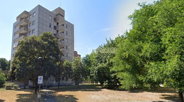 appartamento in vendita a Lodi in zona San Fereolo