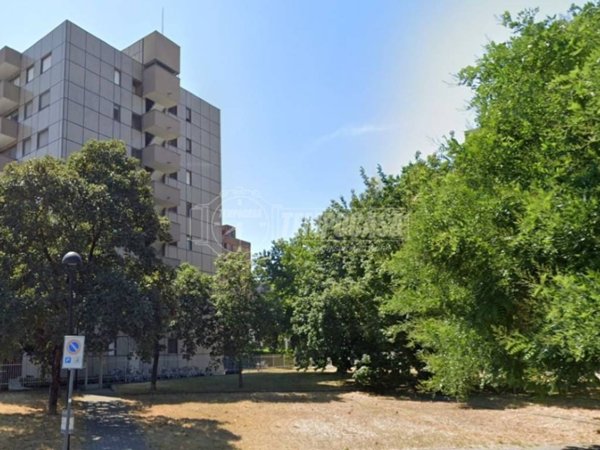 appartamento in vendita a Lodi in zona San Fereolo