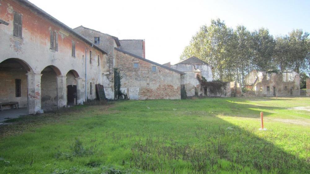 casa indipendente in vendita a Lodi in zona Centro Storico