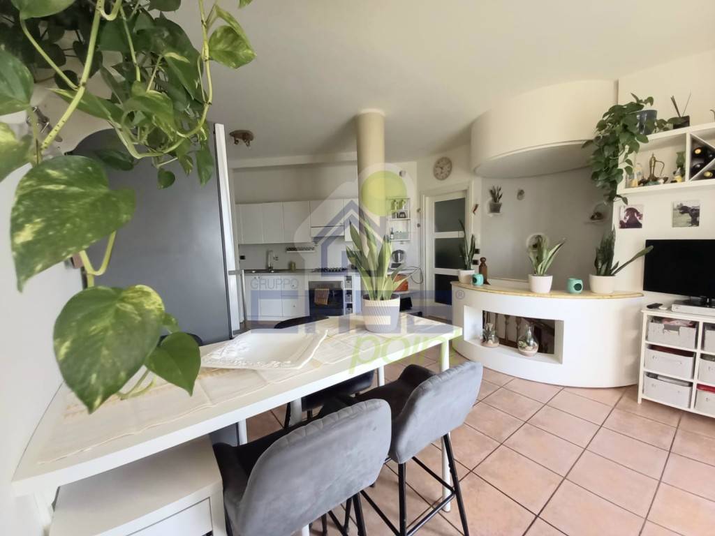 appartamento in vendita a Lodi in zona Fanfani