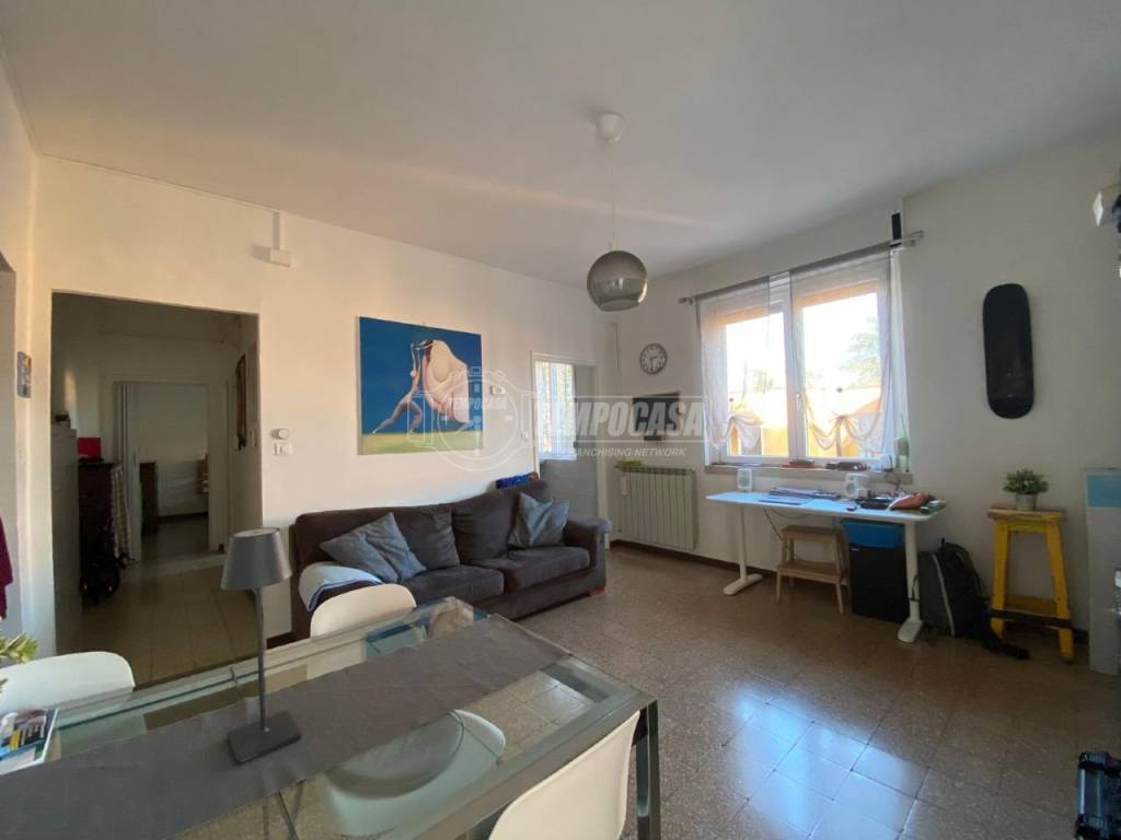 appartamento in vendita a Lodi in zona Fanfani