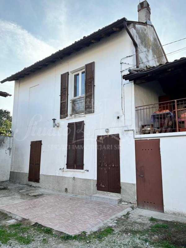 appartamento in vendita a Lodi in zona Olmo