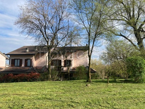 casa indipendente in vendita a Lodi