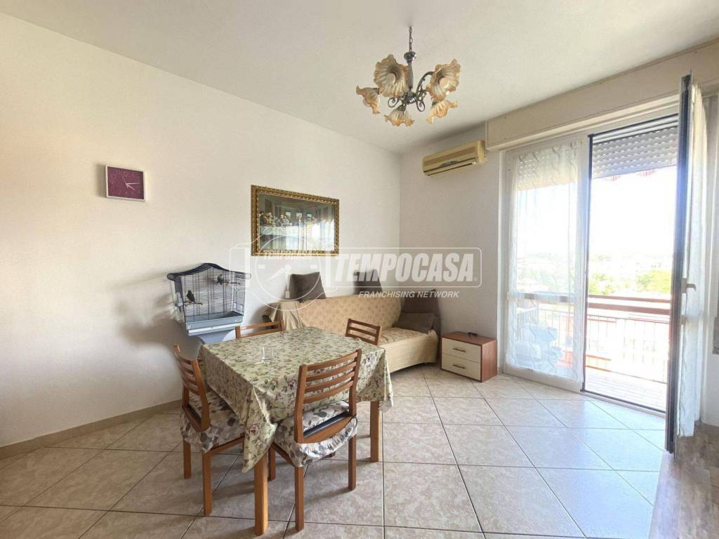 appartamento in vendita a Lodi in zona Fanfani