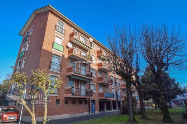 appartamento in vendita a Lodi in zona Viale Italia