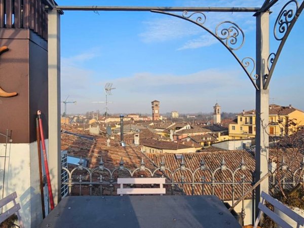 appartamento in vendita a Lodi in zona Centro Storico