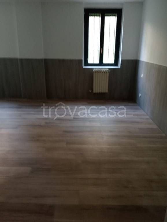 appartamento in vendita a Lodi in zona Fanfani
