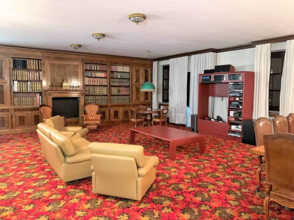 intera palazzina in vendita a Lodi in zona Città Bassa