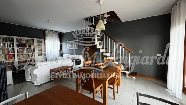 appartamento in vendita a Lodi in zona Piazza Albarola