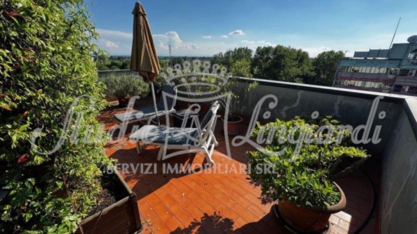 appartamento in vendita a Lodi in zona Piazza Albarola