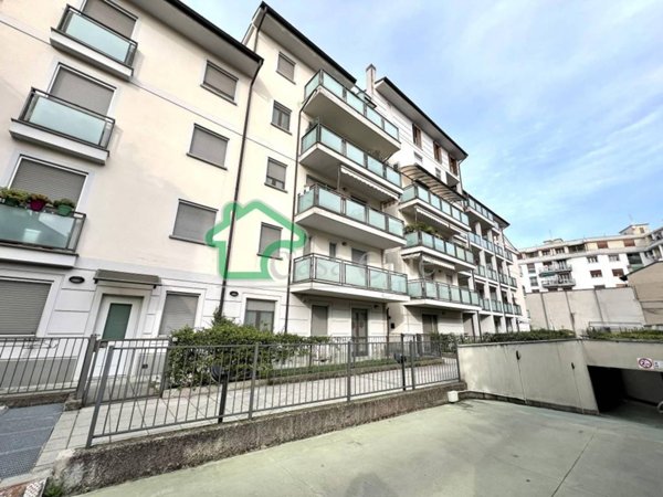 appartamento in vendita a Lodi in zona Fanfani